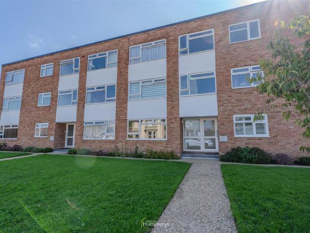 Flat for sale in East Brook, Wimborne
