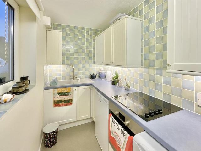 Flat for sale in Chesterton, Fossebridge