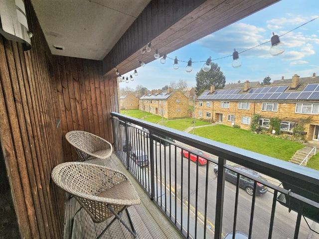 Flat for sale in Sherwood, Sandown Park