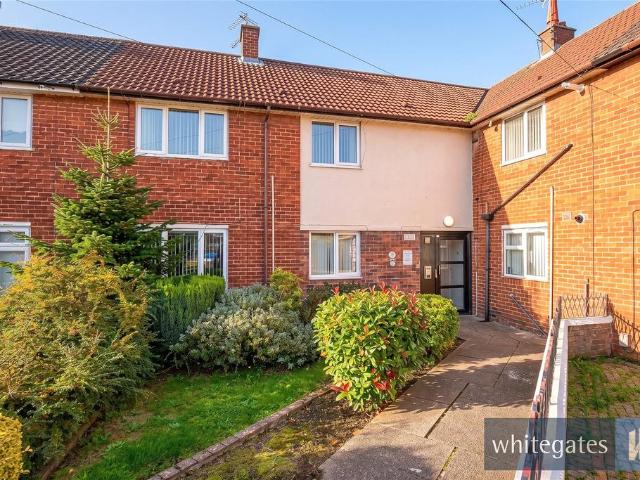 Flat for sale in Halewood Green, Knowsley