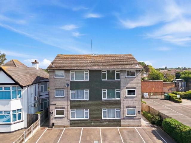 Flat for sale in North Shoebury, Alton Barnes