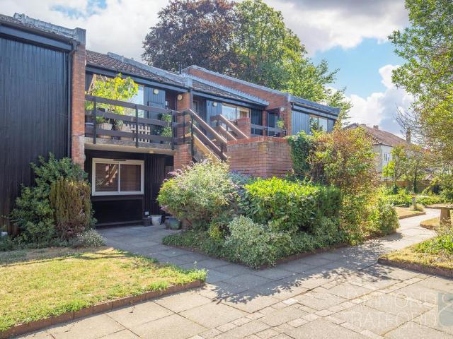 Flat for sale in East Bank, Norfolk