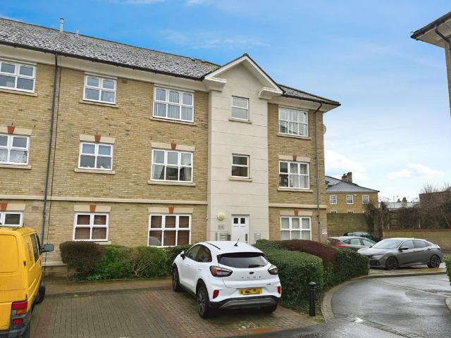 Flat for sale in Moulsham, Chelmsford