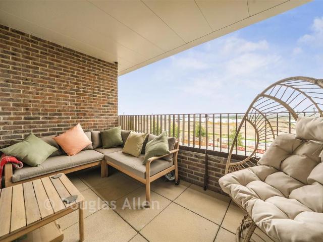 Flat for sale in Scrattons Farm, Greater London