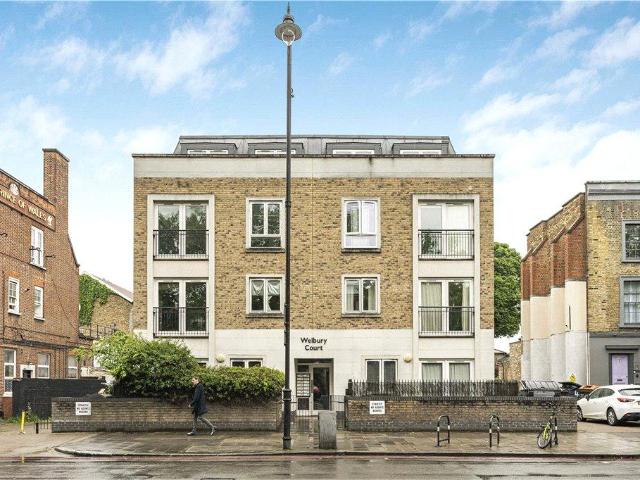 Flat for sale in Dalston, De Beauvoir Town