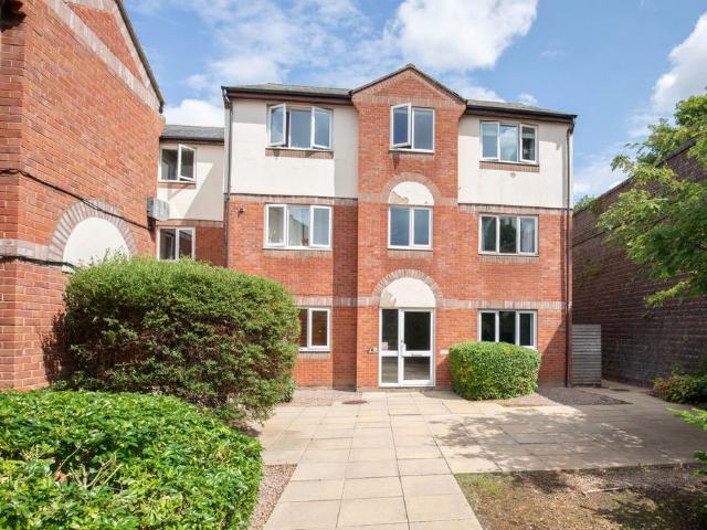 Flat for sale in Wymans Brook, Golden Valley