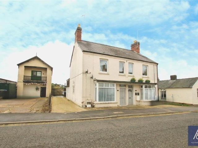 Flat for sale in Brackley, Isle Of Man