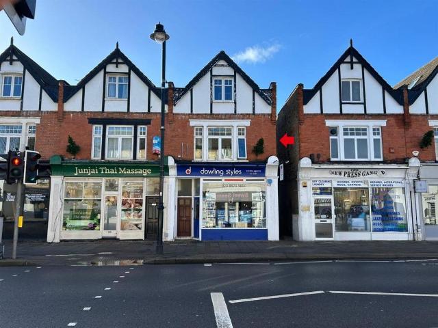 Flat for sale in Blackhills, Surrey