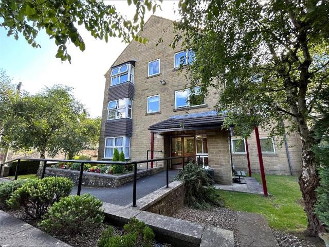 Flat for sale in High Harrogate, Harrogate