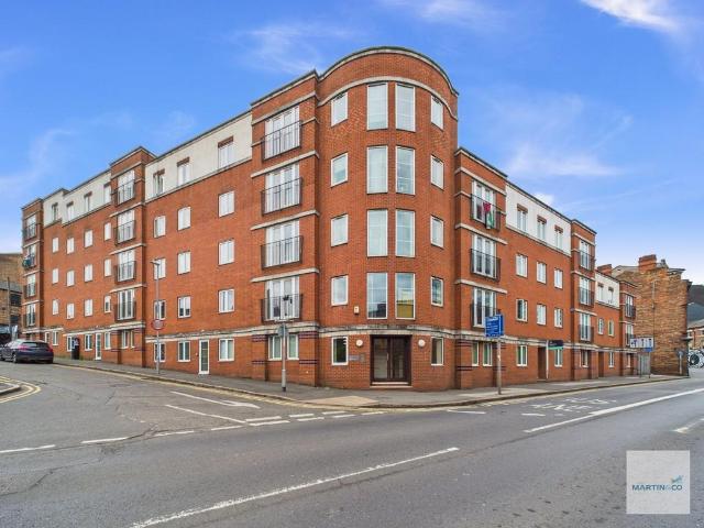 Flat for sale in St Ann's, Haddon