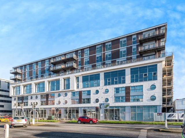Flat for sale in Rodbourne, Swindon