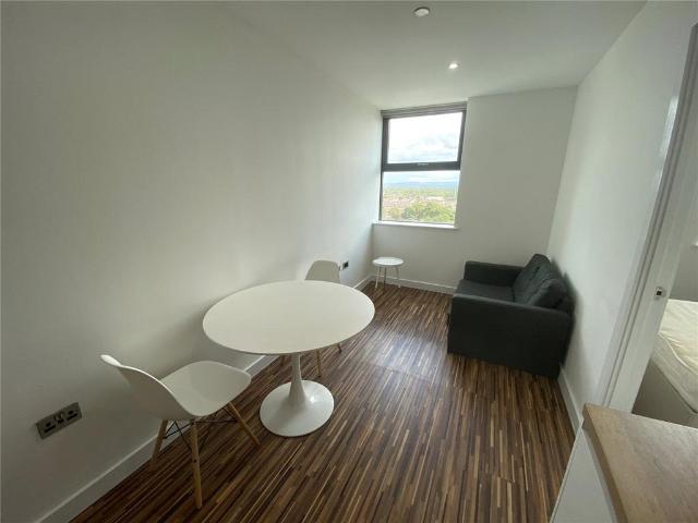 Flat for sale in Old Trafford, Trafford Park