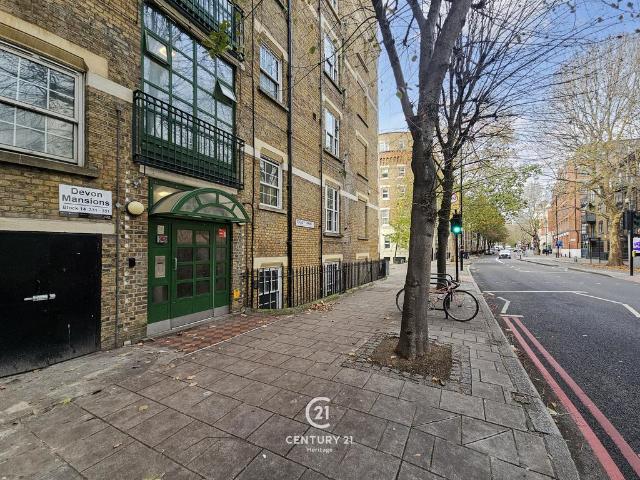 Flat for sale in The Borough, Greater London