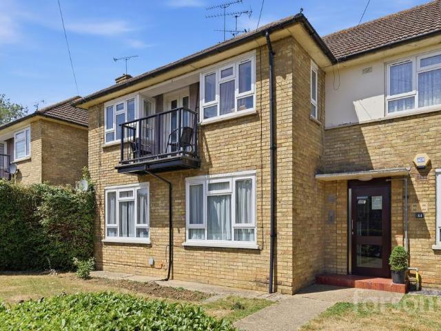 Flat for sale in Hutton, Navestock Side