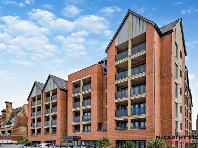 Flat for sale in St Annes, Lytham