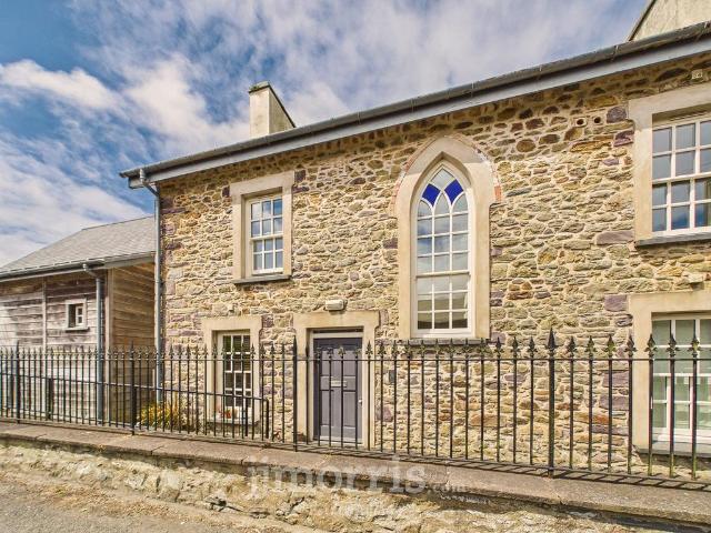 Flat for sale in Wales