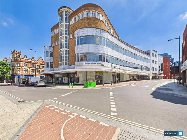 Flat for sale in Hyde Park, South Yorkshire