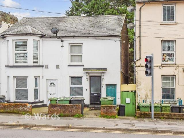 Flat for sale in Midway, Kent