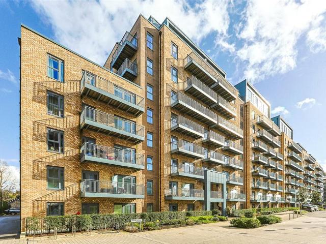 Flat for sale in Colindale, Isle Of Man