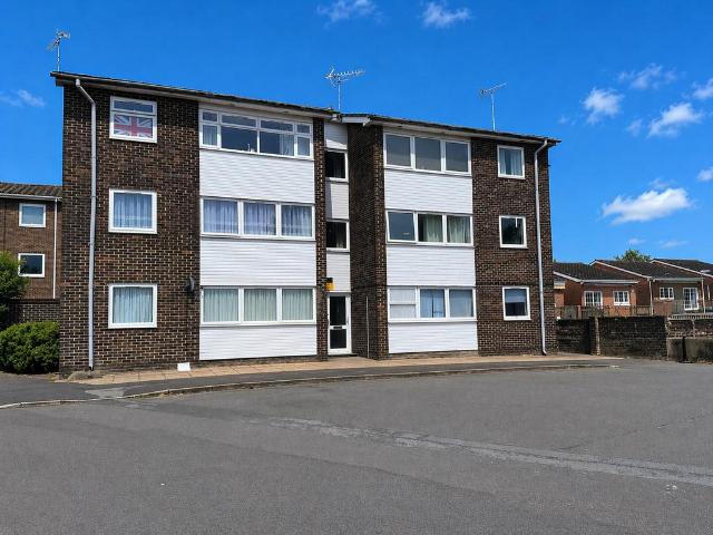Flat for sale in Hythe and Dibden, Ashurst Bridge