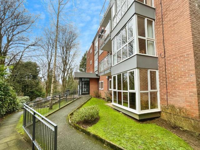 Flat for sale in Georgia, Greater Manchester