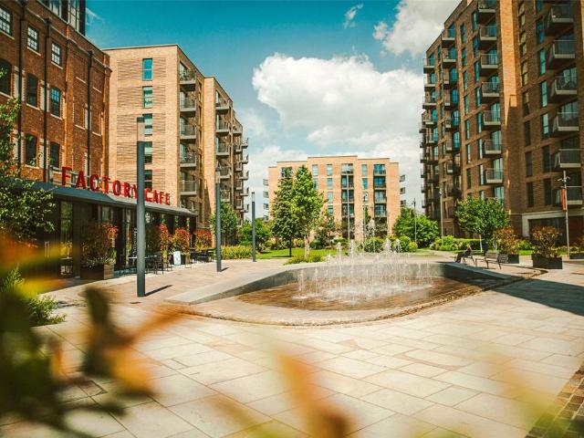 Flat for sale in Slough