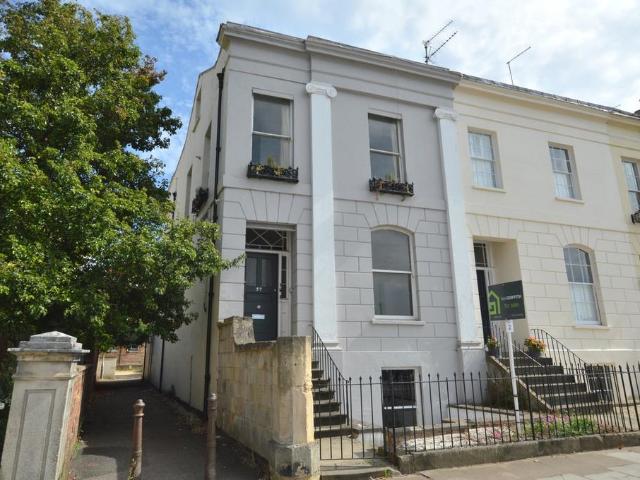 Flat for sale in Golden Valley, Gloucestershire