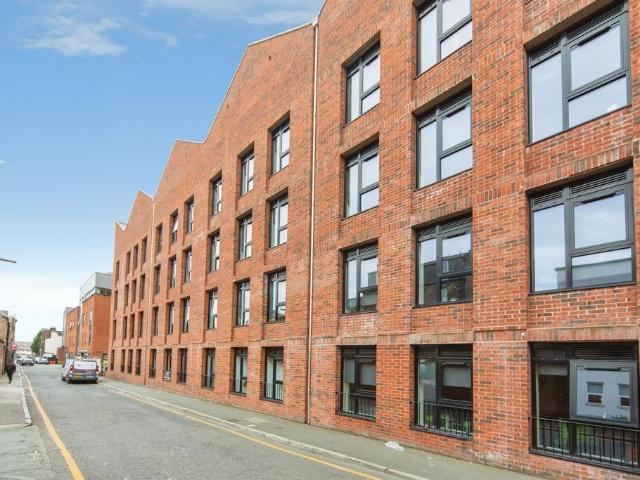 Flat for sale in Ropewalks, Calderstones