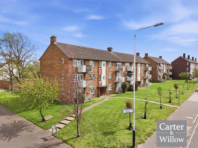 Flat for sale in Dagenham, Isle Of Man