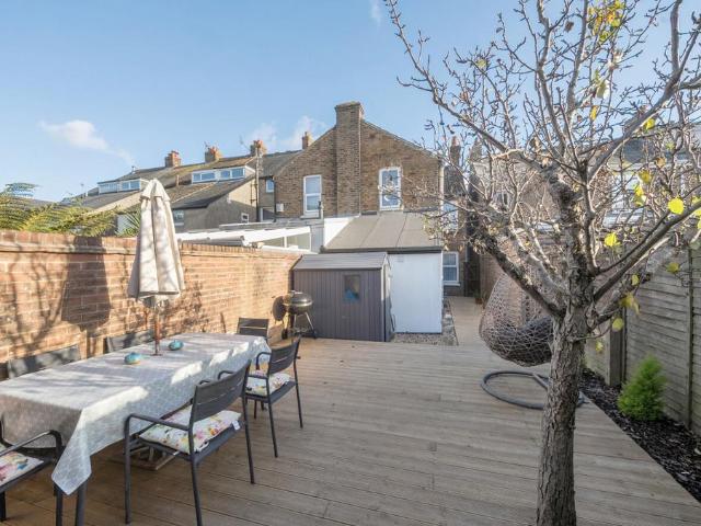 Flat for sale in Clapham, West Sussex