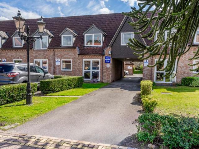 Flat for sale in Acomb, High Field