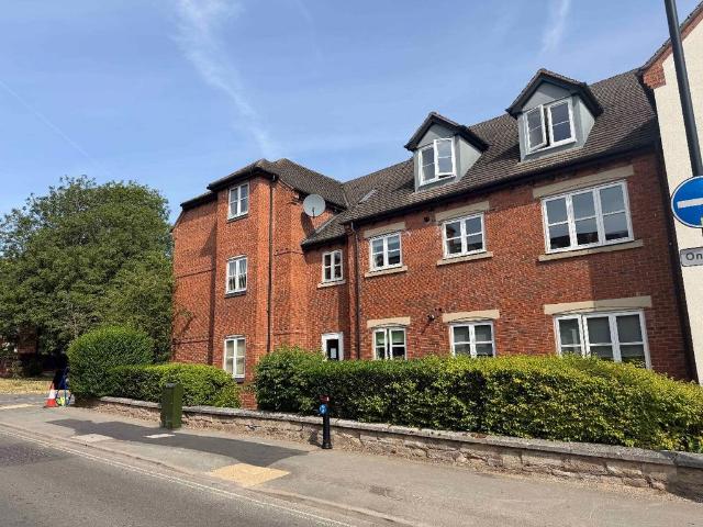 Flat for sale in Cliff Hill, Green Close