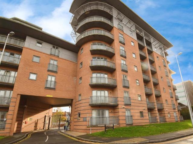 Flat for sale in Spon End, West Midlands