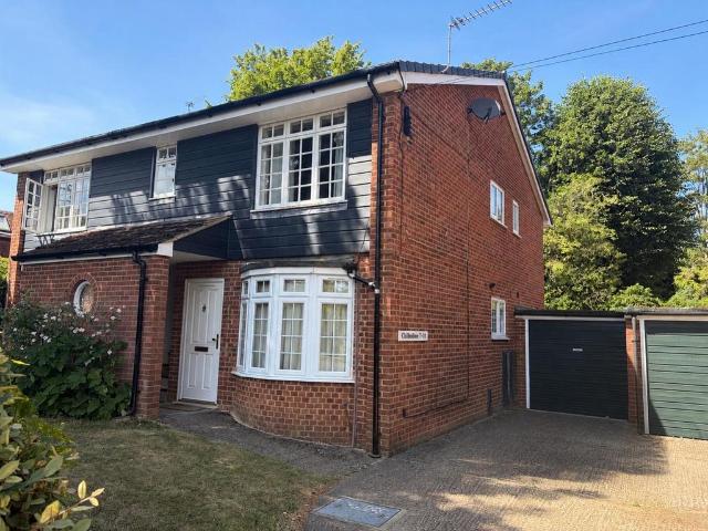 Flat for sale in Ripley Springs, Row Town