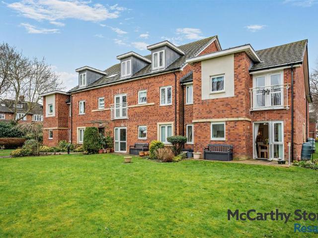Flat for sale in Cowgate, Fenham