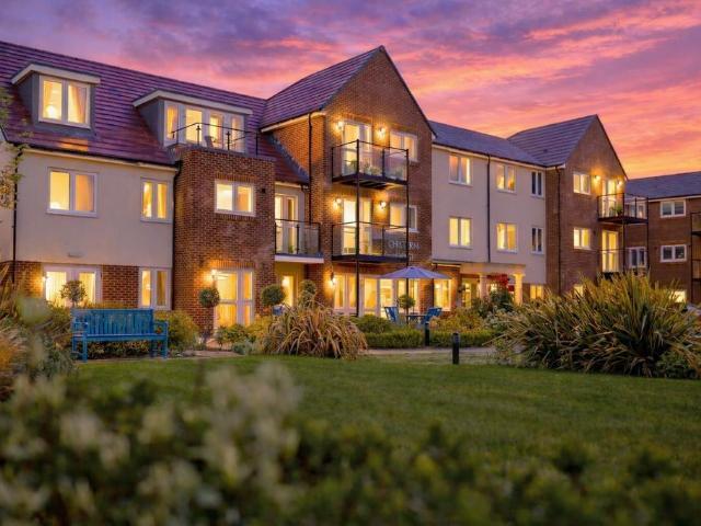 Flat for sale in Princes Risborough, Buckinghamshire