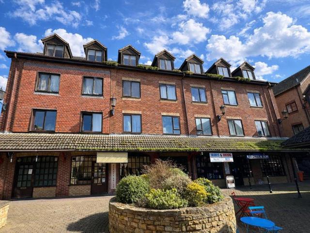Flat for sale in Rushden