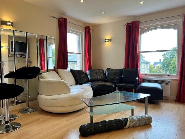 Flat for sale in Highfields, Old Wharf