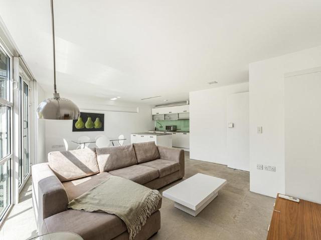 Flat for sale in Clerkenwell, Greater London