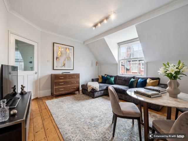 Flat for sale in Paddington, Greater London