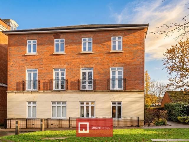 Flat for sale in Dickens Heath, Solihull