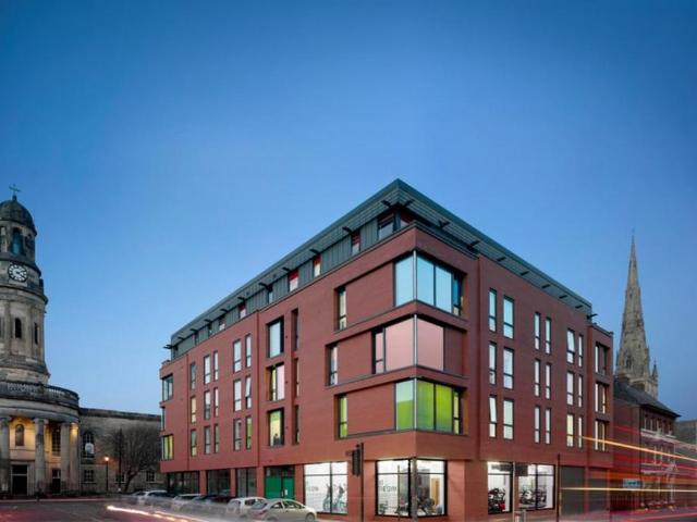 Flat for sale in Blackfriars, Salford