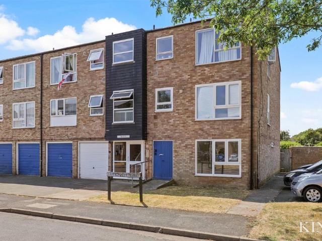 Flat for sale in Sydenham, Green Close