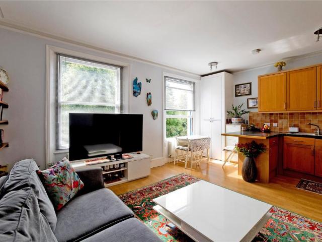 Flat for sale in Belsize Park, Primrose Hill