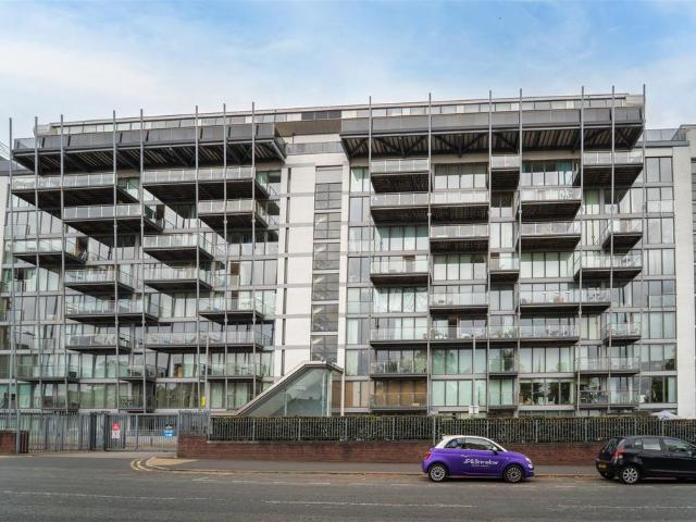 Flat for sale in Gorse Hill, Trafford Park