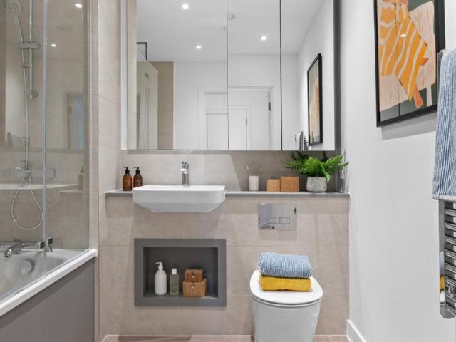 Flat for sale in Glyndon, Plumstead