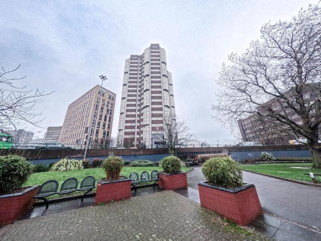 Flat for sale in Edgbaston, West Midlands