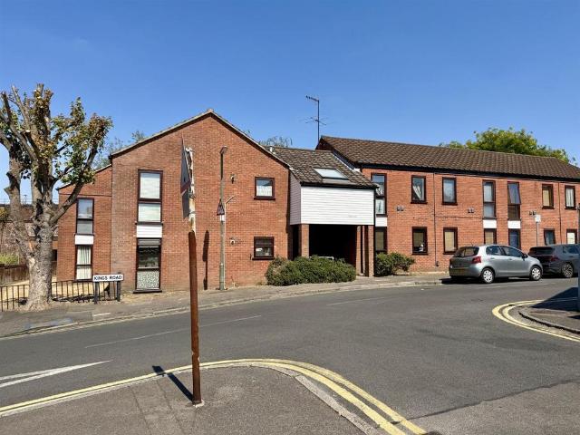 Flat for sale in Charlotteville, Westborough