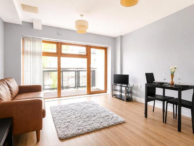 Flat for sale in Broadmead, Feckenham