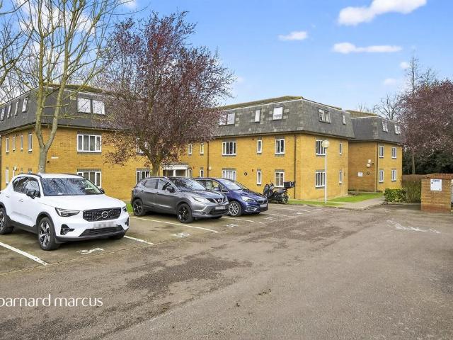 Flat for sale in Colney Hatch, Isle Of Man